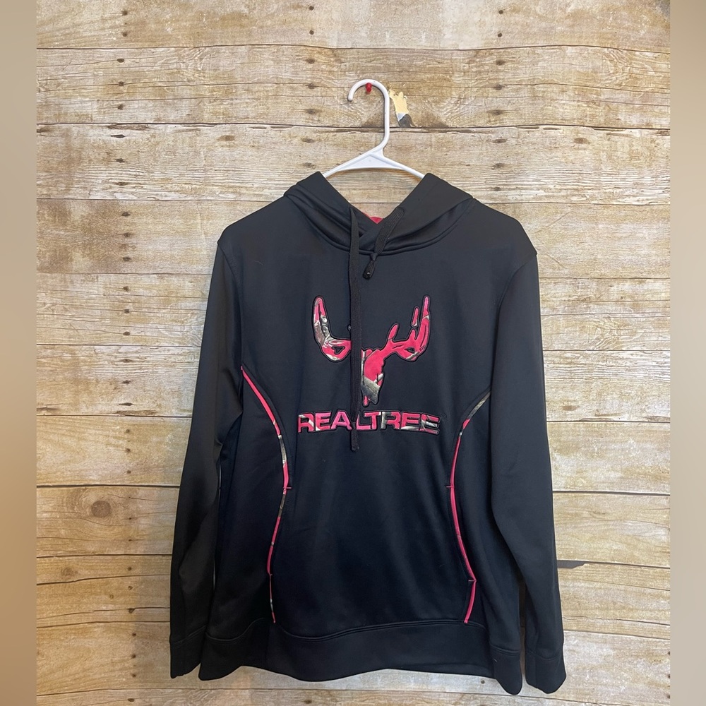 Real tree sweatshirt 🛍